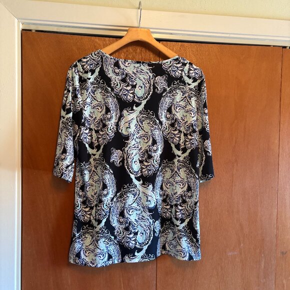 Ann Taylor - S/S Keyhole Neckline Pullover –XL - Navy with Turquoise/White print - Picture 2 of 4